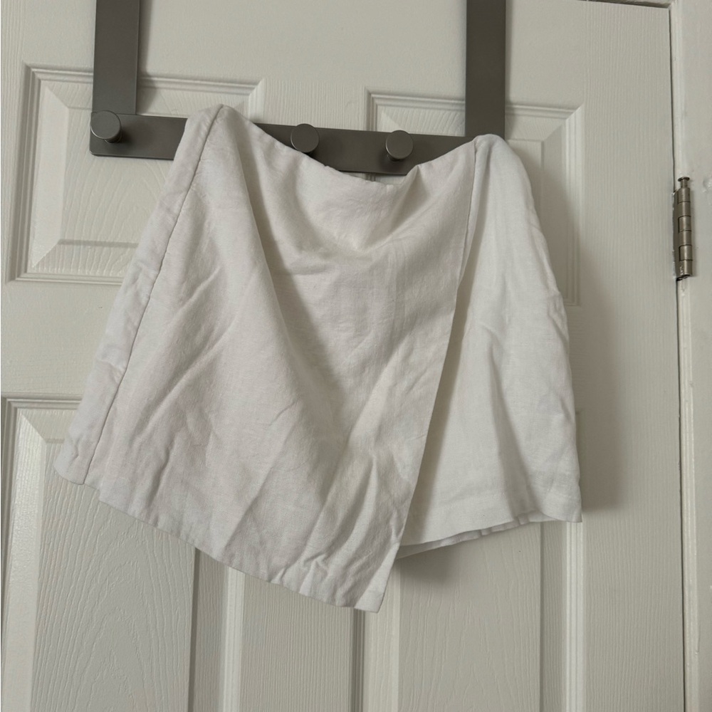 Abercrombie Skirt with shorts (SKORT)